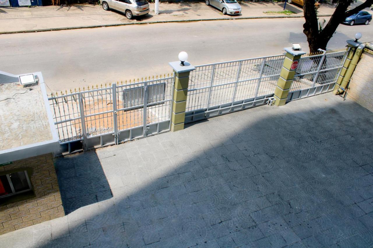 Residence Le Carat Bonapriso Douala Kültér fotó