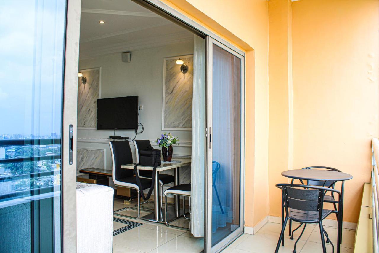 Residence Le Carat Bonapriso Douala Kültér fotó