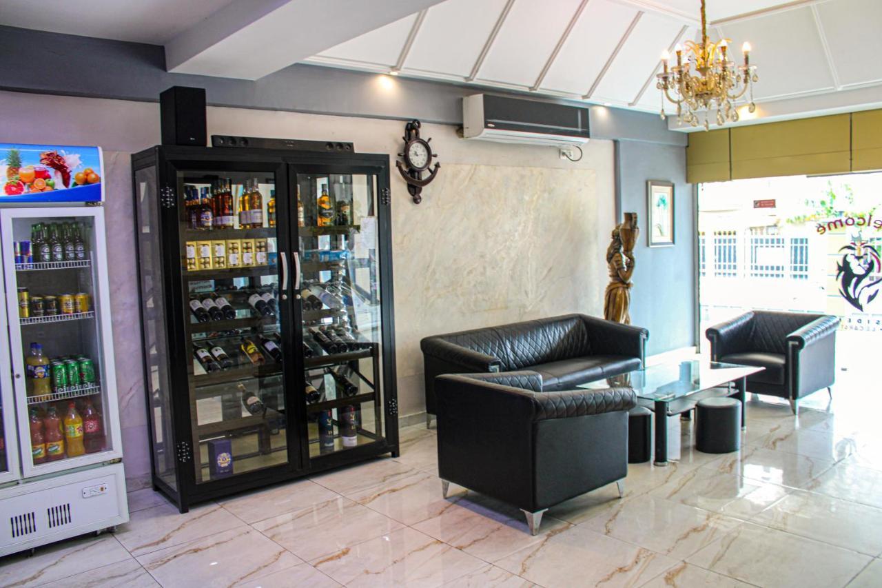 Residence Le Carat Bonapriso Douala Kültér fotó