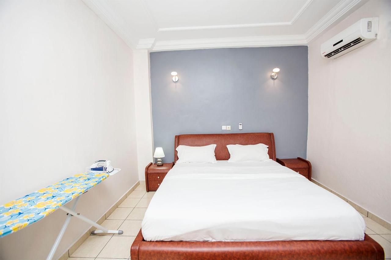Residence Le Carat Bonapriso Douala Kültér fotó